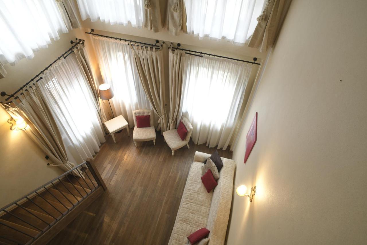 Relais Bella Rosina Pool & Spa La Cassa Luaran gambar